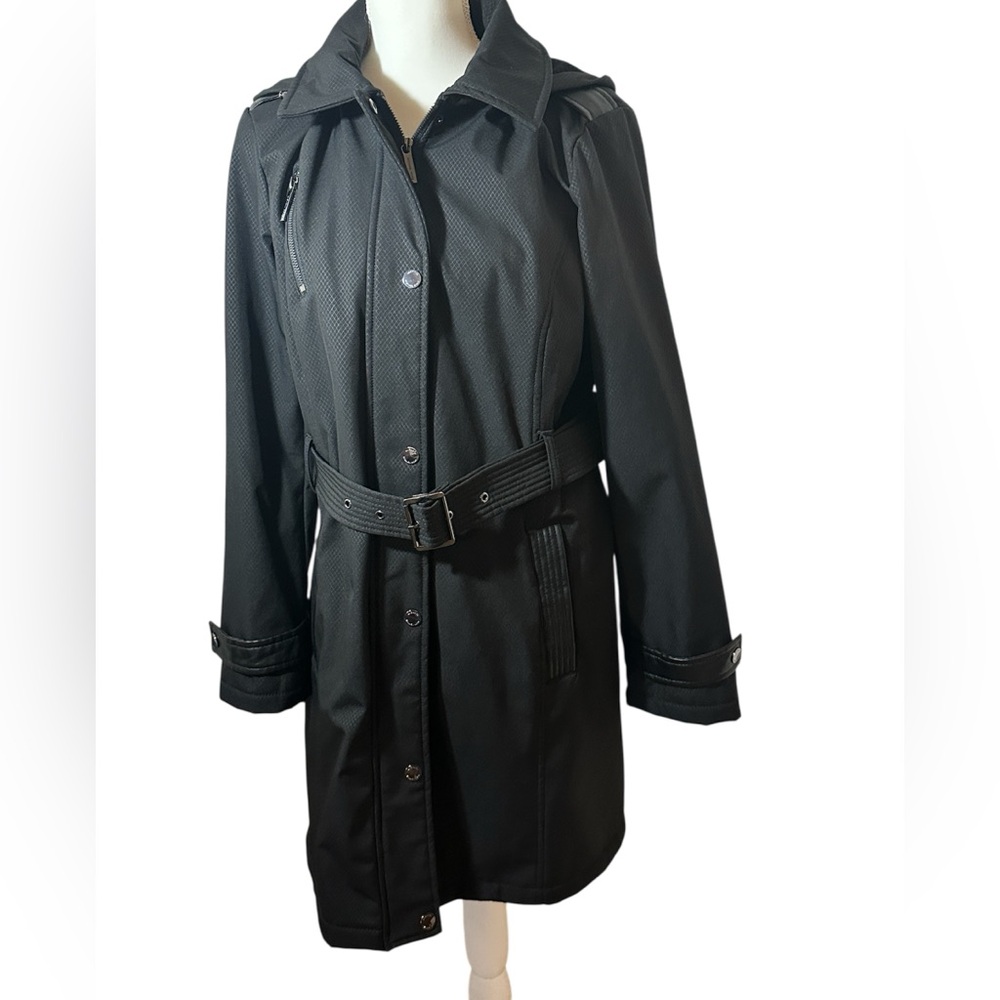 NWT MICHAEL Michael Kors water-resistant trench coat. Retail $200.00